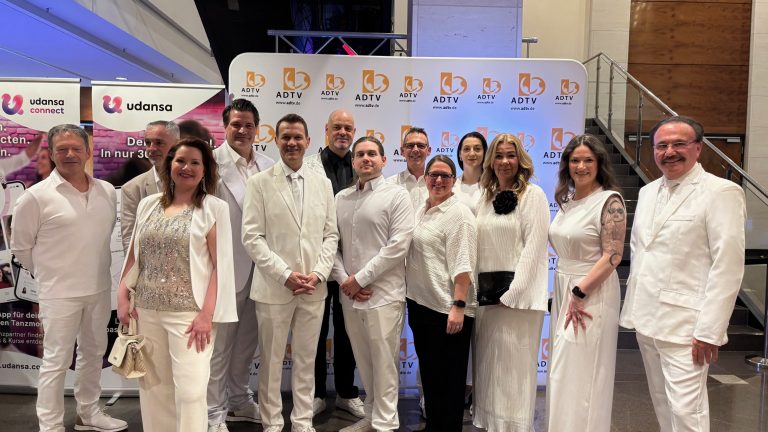 Das Bild zeigt Mitarbeitende der Grone Wirtschaftsakademie beim INTAKO 2026